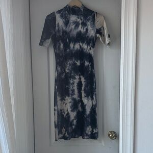 Elegant Tie-Dye Dress